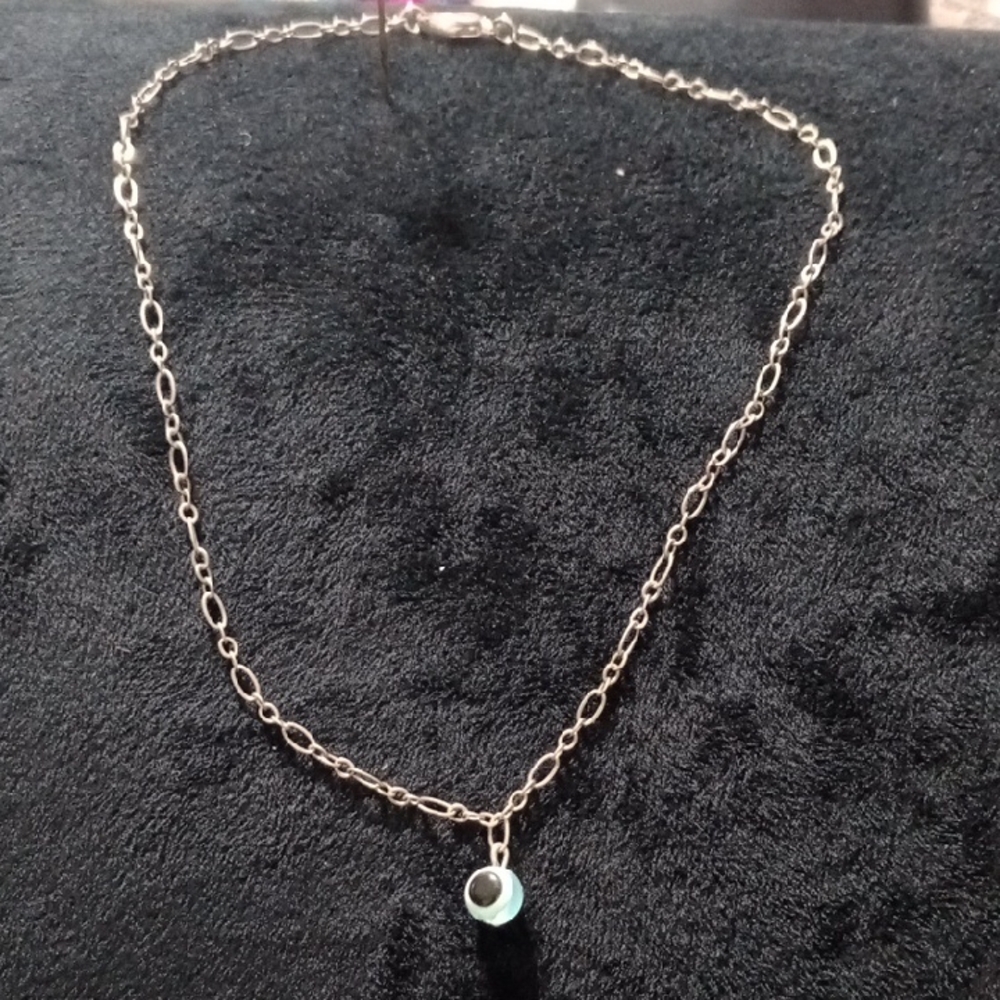 Free 😉Classic Gold-Tone Chain Necklace with Small Round Pendant